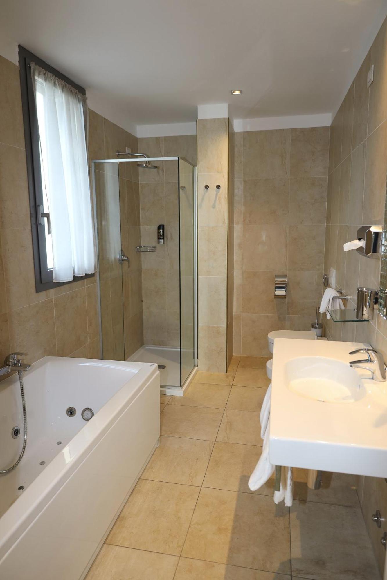 One Hotel & Restaurant Dalmine Dış mekan fotoğraf