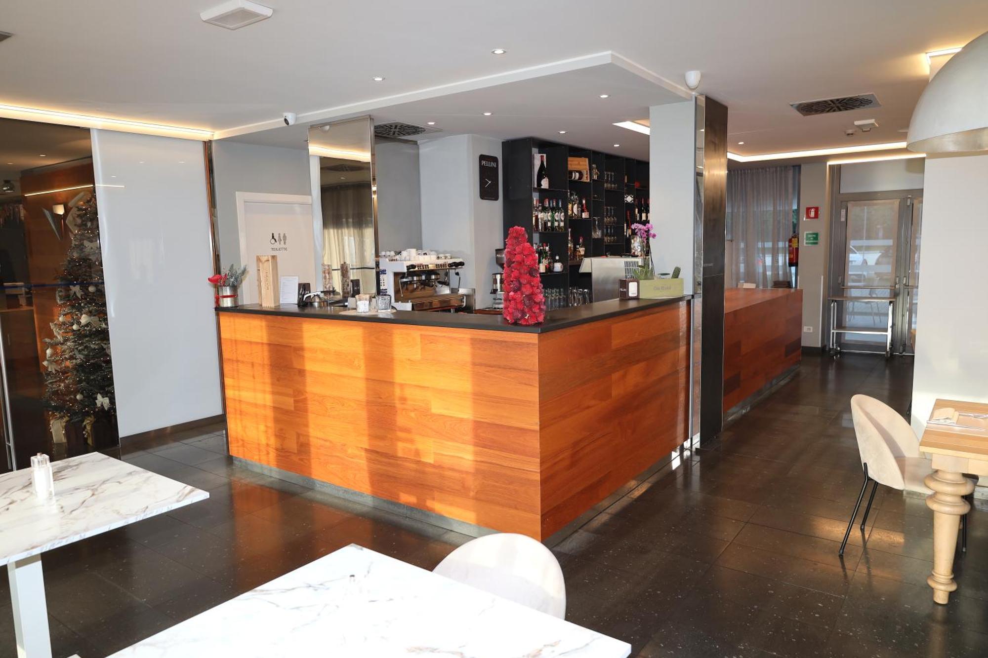 One Hotel & Restaurant Dalmine Dış mekan fotoğraf